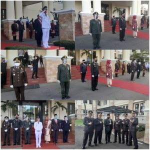 UPACARA PENURUNAN BENDERA MERAH PUTIH