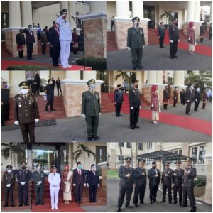 UPACARA PENURUNAN BENDERA MERAH PUTIH
