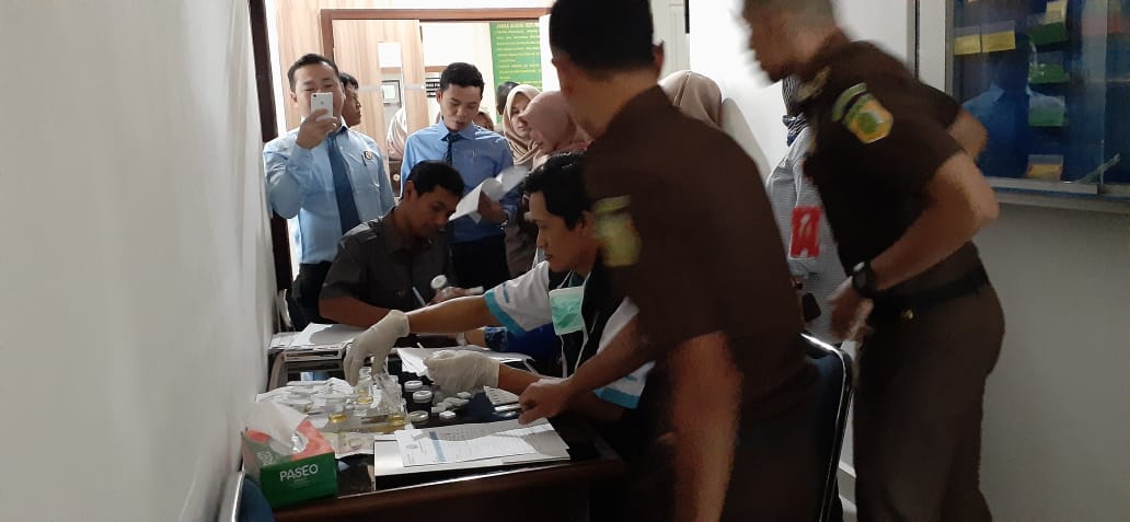 TEST URINE DI KEJAKSAAN NEGERI KOTA PAGAR ALAM TEST URINE DI KEJAKSAAN NEGERI KOTA PAGAR ALAM