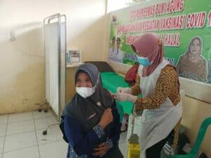 KEGIATAN VAKSINASI COVID-19