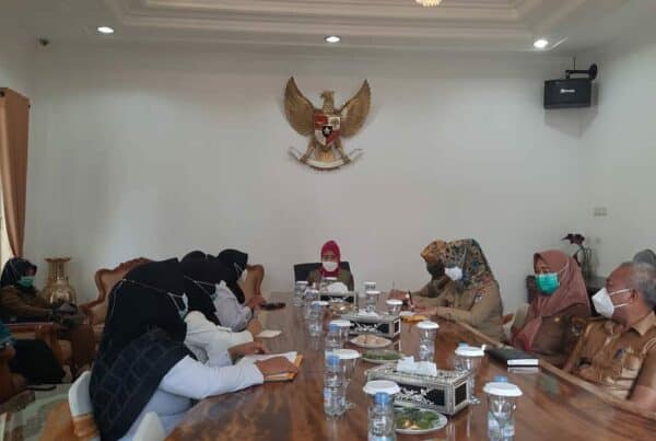KETUA DWP BNN KOTA PAGAR ALAM MENGIKUTI AUDENSI SILATURAHMI BIDANG CEGAH DAYAMAS BNNP SUMSEL PADA KETUA TIM PENGERAK PKK PEMKOT PAGAR ALAM