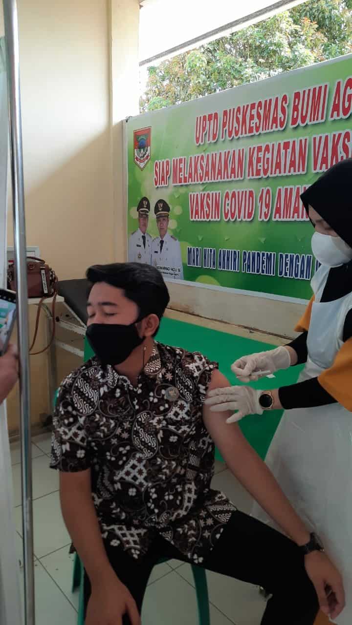 KEGIATAN VAKSINASI COVID-19 TAHAP KEDUA