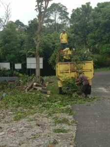 KEGIATAN GOTONG ROYONG KEBERSIHAN LINGKUNGAN KANTOR BNN KOTA PAGAR ALAM