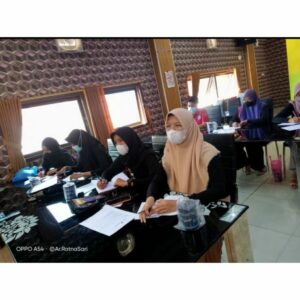 PEMBENTUKAN REMAJA TEMAN SEBAYA ANTI NARKOBA MELALUI DIALOG INTERAKTIF PERTEMUAN KELIMA