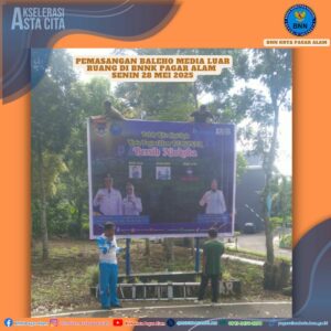 Pemasangan Baliho Media Luar Ruang Pemasangan Baliho Media Luar Ruang